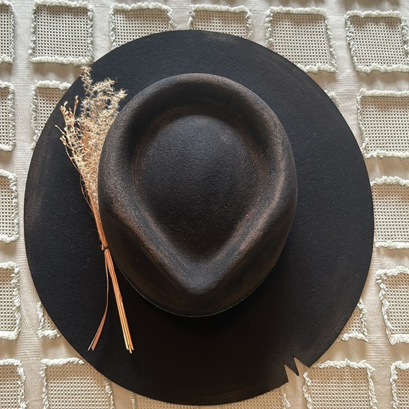 Custom hat- Lack of Color - Picture 2 of 8